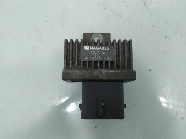 RENAULT 9640469680A Relé de los calentadores comprar Barcelona