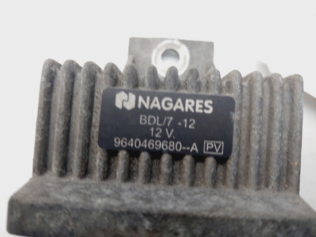 9640469680A RENAULT Relé de los calentadores  en stock Gandía