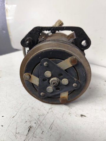 Compresor de ac 9641111780 PEUGEOT