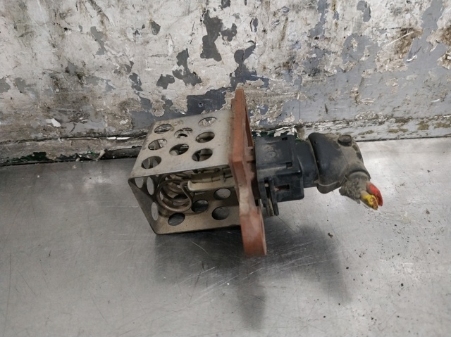 Regulador de velocidad del ventilador de refrigeración (unidad de control) 9641212680 PEUGEOT