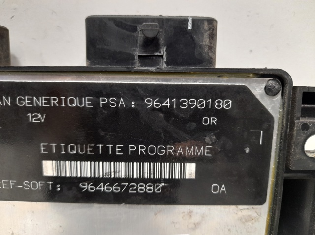 PEUGEOT 9641390180 ECU  en stock Salamanca