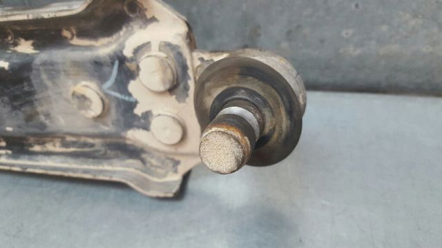 96415063 GM Brazo inferior izquierdo de la suspensión delantera  en stock Gandía