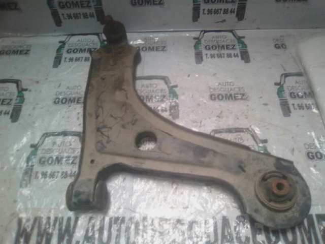 Brazo inferior derecho de la suspensión delantera 96415064 GM
