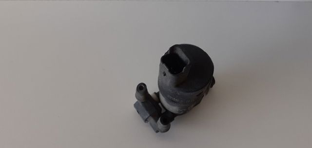 PEUGEOT 9641553980 Bomba de agua limpiaparabrisas, delantera comprar Pamplona