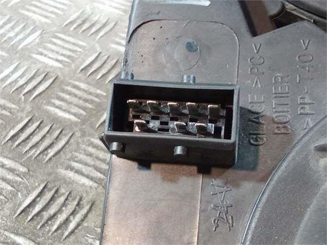 PEUGEOT 9641615380 Faro izquierdo  disponible Valladolid