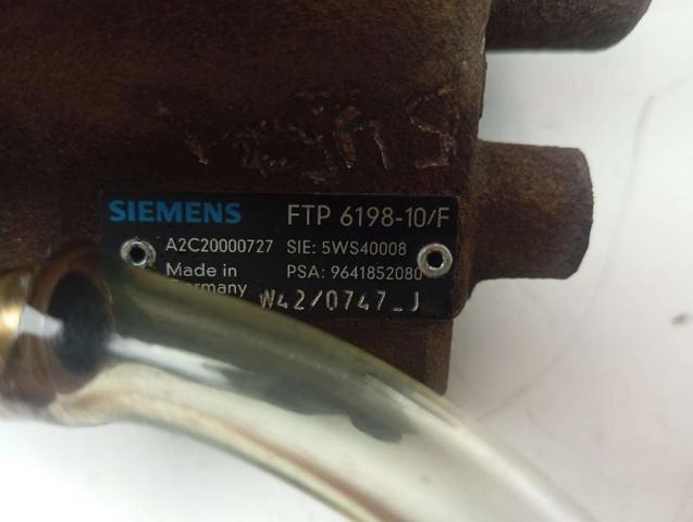 9641852080 PEUGEOT Bomba de alta presión de combustible  disponible Vigo
