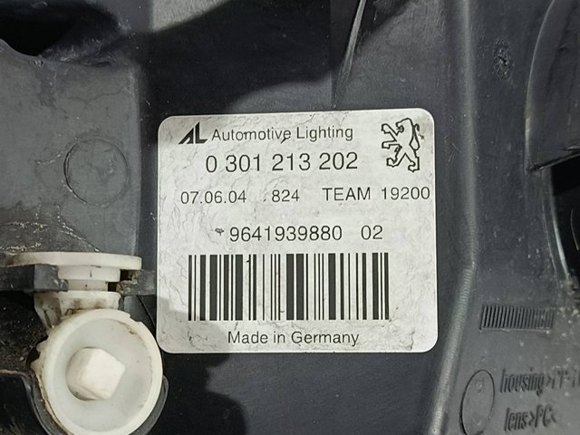 9641939880 Faro derecho comprar Girona
