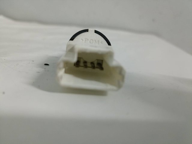9643478880 PEUGEOT Interruptor de luz de freno  en stock Huelva
