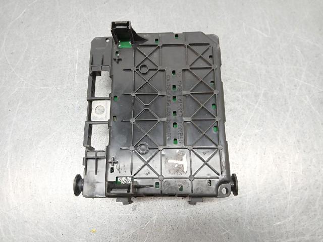 9643498780 PEUGEOT Caja de fusibles comprar Bilbao