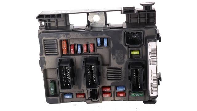 Precio del repuesto Caja reles C5  hatchback