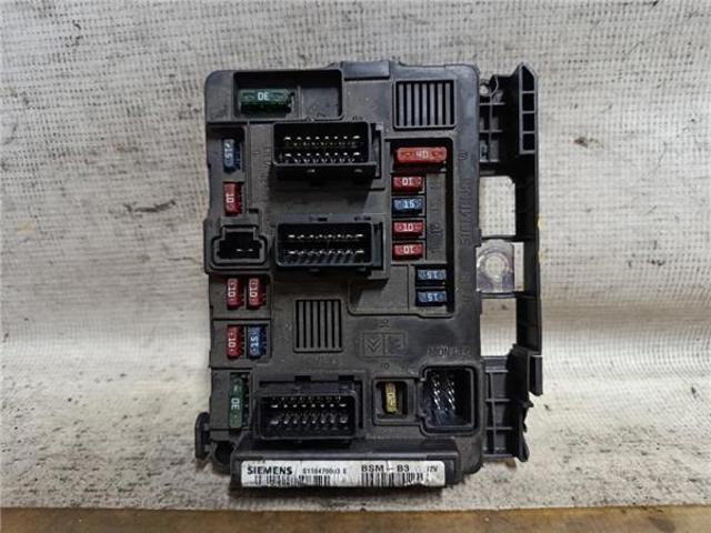 9643498880 Caja de fusibles  en stock Sabadell