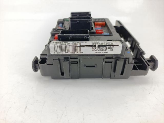 PEUGEOT 9643498880 Caja de fusibles comprar Pamplona