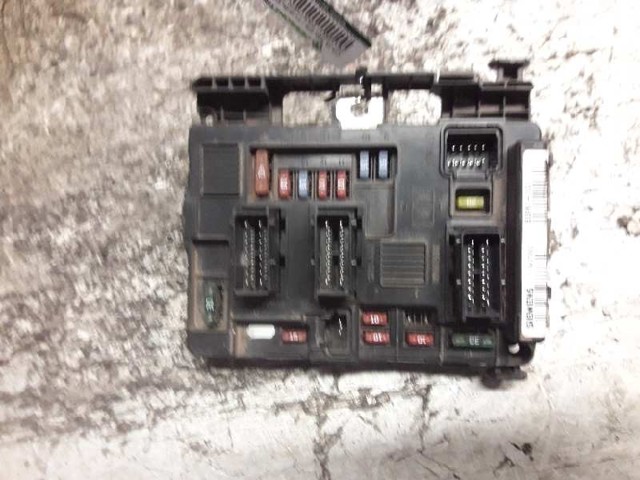 9643498980 Caja de fusibles  en stock Sabadell
