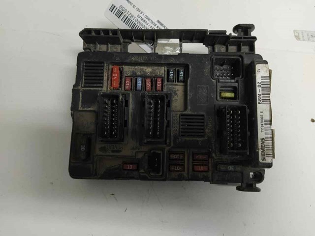 PEUGEOT 9643498980 Caja de fusibles  disponible Valladolid