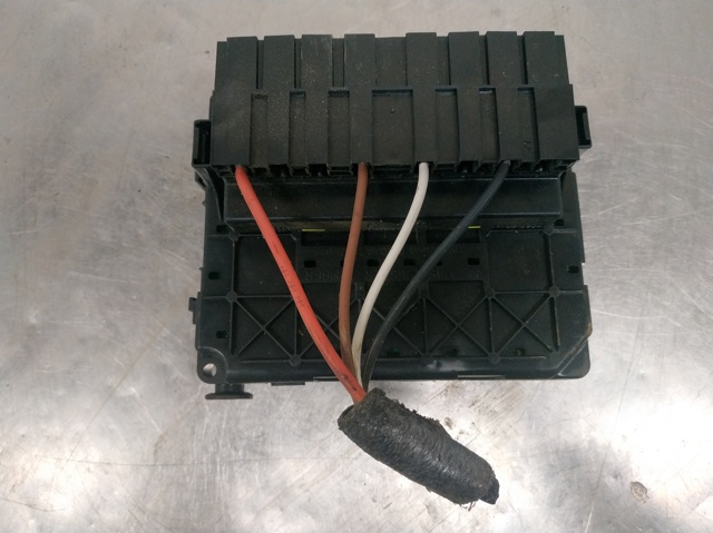 Caja de fusibles Citroen Berlingo M