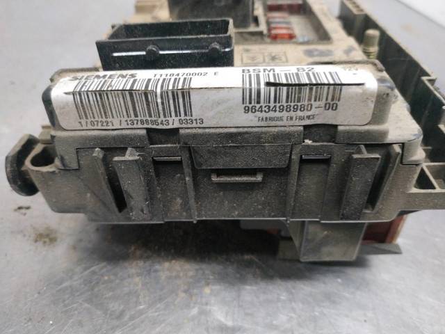 Caja de fusibles Citroen Berlingo M