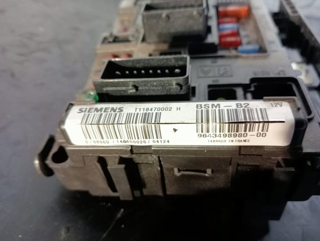 9643498980 PEUGEOT Caja de fusibles comprar Bilbao