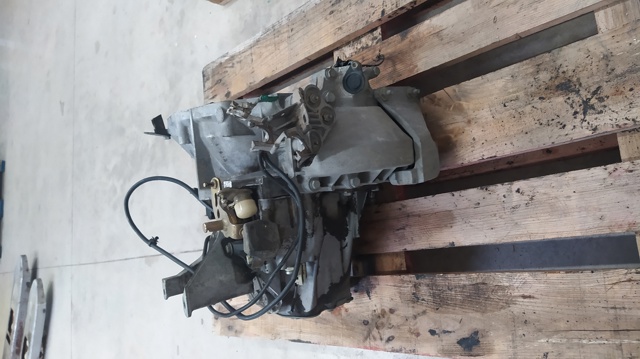 PEUGEOT 9643921680 Caja de cambios  en stock Salamanca