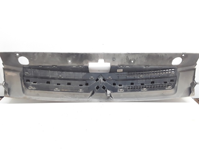 9644758177 Parrilla del radiador  comprar en Zaragoza