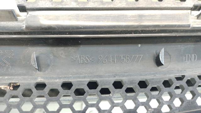 PEUGEOT 9644758577 Parrilla comprar Tarragona