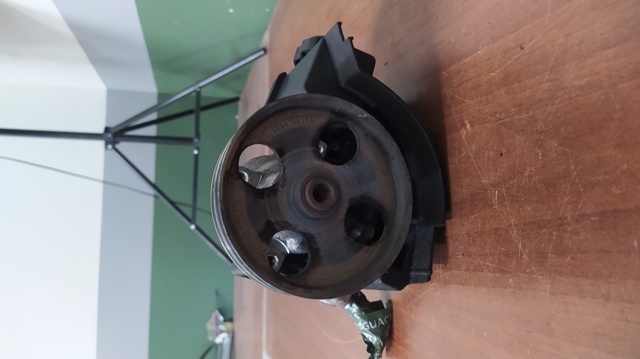 PEUGEOT 9644878380 Bomba de dirección asistida  disponible España