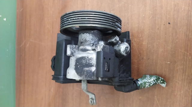 PEUGEOT 9644878380 Bomba de dirección comprar Tarragona