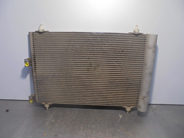 Condensador / radiador  aire acondicionado para peugeot partner furgón  partner kombi confort   /   05.08 - 12.11 9hw 9645964780A