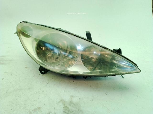 Juego de faros Peugeot 307  (2000-2012)