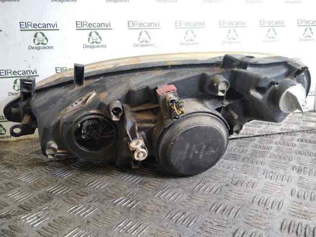 Juego de faros Peugeot 307  hatchback comprar en España