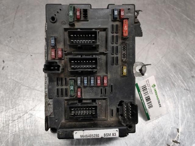 9646405280 PEUGEOT Caja de fusibles  comprar en Oviedo