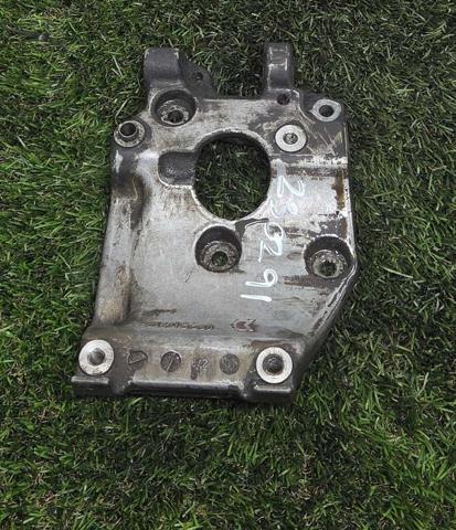 Soporte alternador Peugeot 307  (2000-2012)