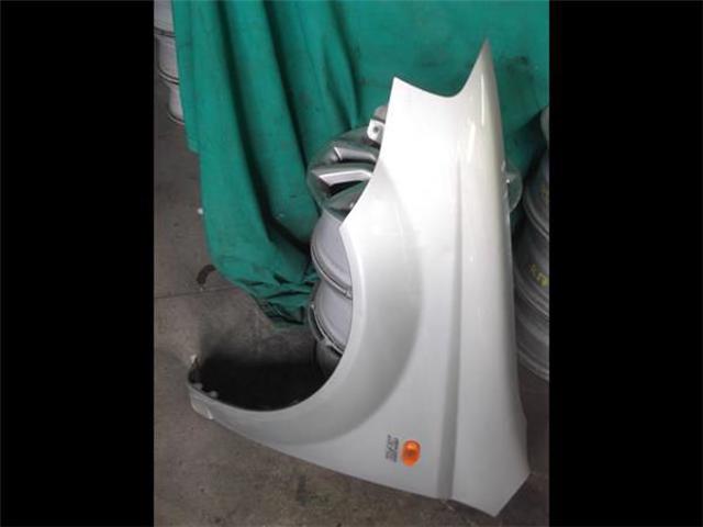 96476573 Aleta delantera izquierda comprar Sevilla