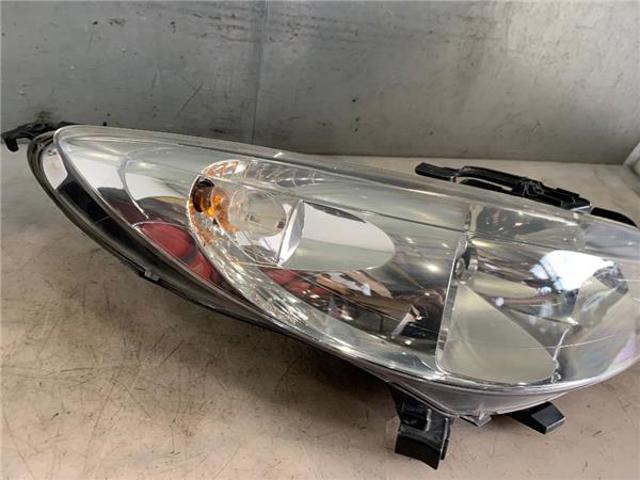 PEUGEOT 9649986180 Faro izquierdo  comprar en Ponferrada