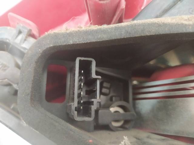 964998668003 PEUGEOT Piloto trasero izquierdo  comprar en Jaén