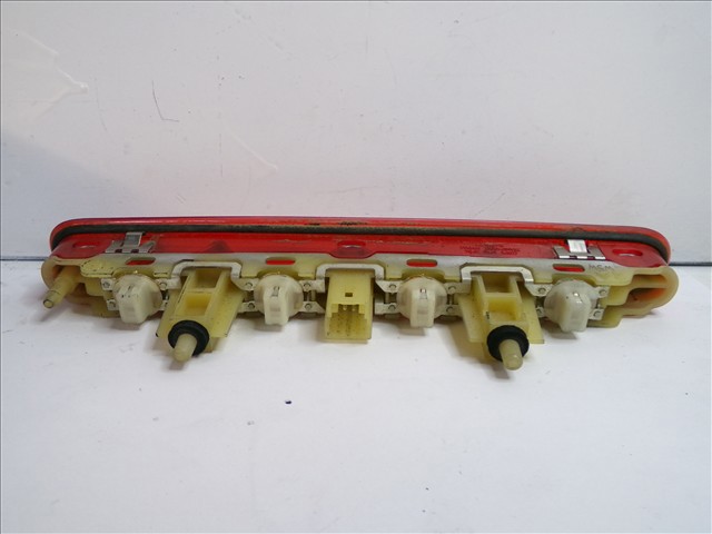 PEUGEOT 9649986880 Tercera luz de freno comprar Pamplona