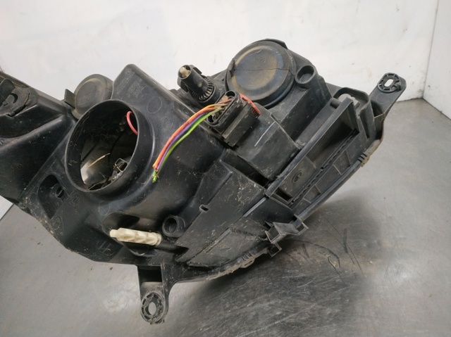 PEUGEOT 9650055980 Faro izquierdo  comprar en Ponferrada