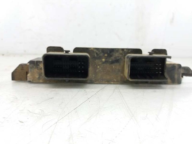 Módulo de control del motor Peugeot 306  (7B)