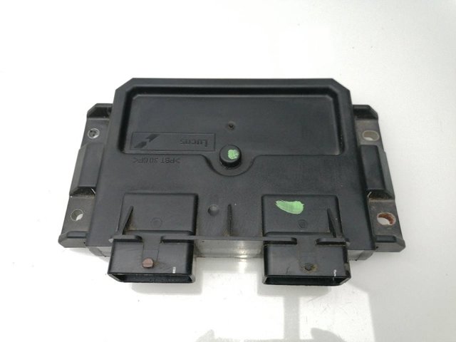 Módulo de control del motor Peugeot 306  (7A)