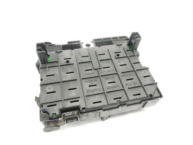 9650664180 Caja de fusibles  en stock Sabadell