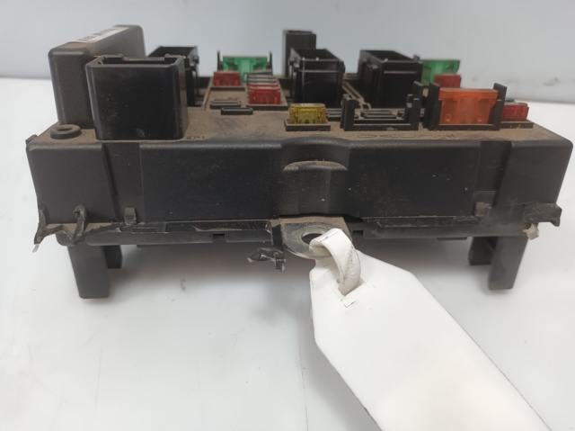 PEUGEOT 9650664180 Caja de fusibles  comprar en Albacete