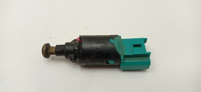 Interruptor luces de freno 9650688480 PEUGEOT