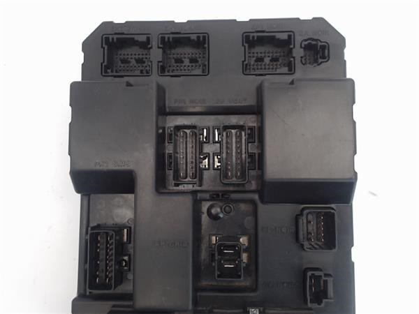 PEUGEOT 9651197680 Caja de fusibles  comprar en Ponferrada