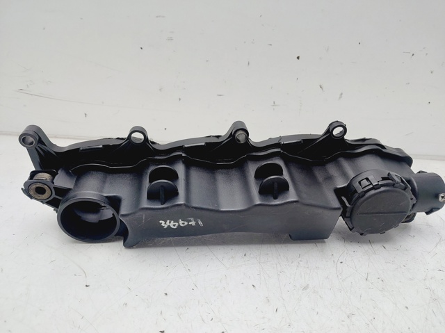 Precio del repuesto Tapa de valvula Focus II sedán