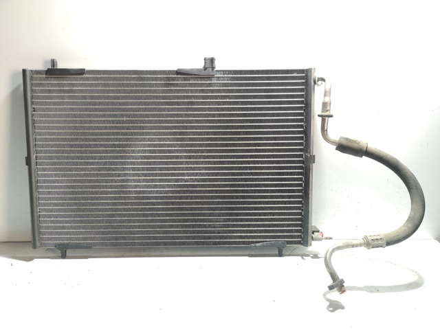Condensador / radiador  aire acondicionado para peugeot 206 fastback 1.4 16v kfu 9651867080