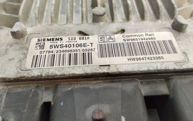 Módulo de control del motor Peugeot 307  hatchback comprar en España