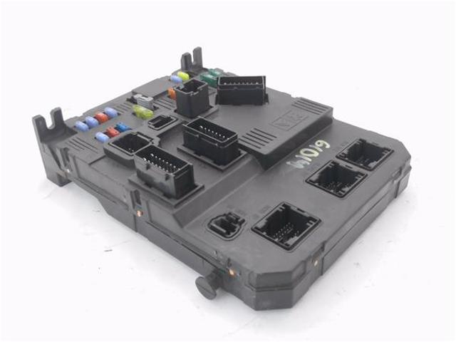 9652474680 PEUGEOT Caja de fusibles  disponible Alicante