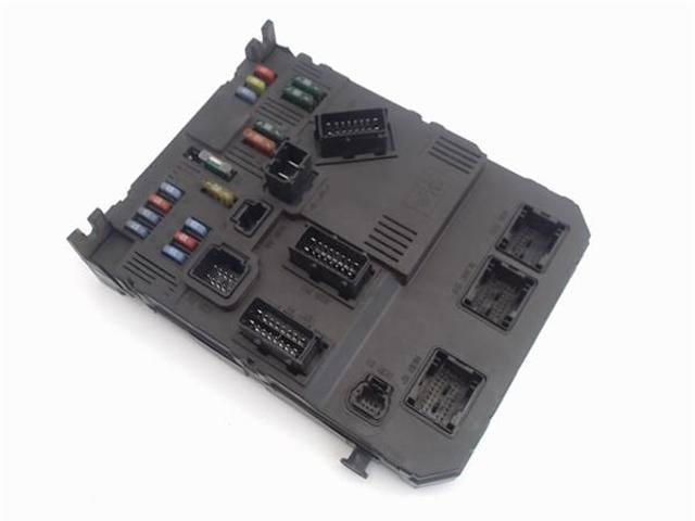 9652474680 PEUGEOT Caja de fusibles  en stock Huelva