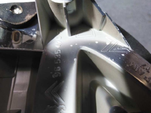9653547677 PEUGEOT Piloto trasero interior derecho  disponible Alicante