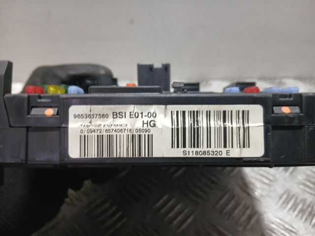 9653667580 PEUGEOT Caja de fusibles  comprar en Oviedo