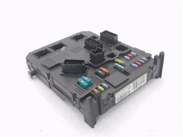 PEUGEOT 9653667580 Caja de fusibles  disponible Valladolid